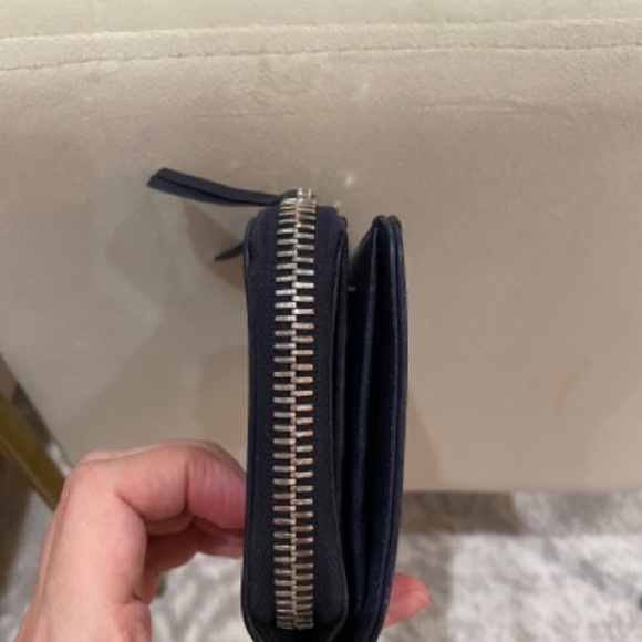 Authentic Balenciaga Wallet - Picture 6 of 8